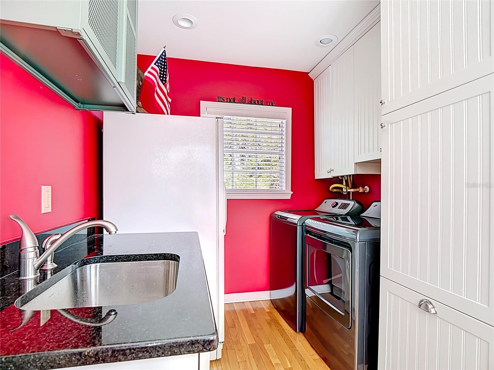 Image 26 of 40 For 2320 Fairmount Avenue