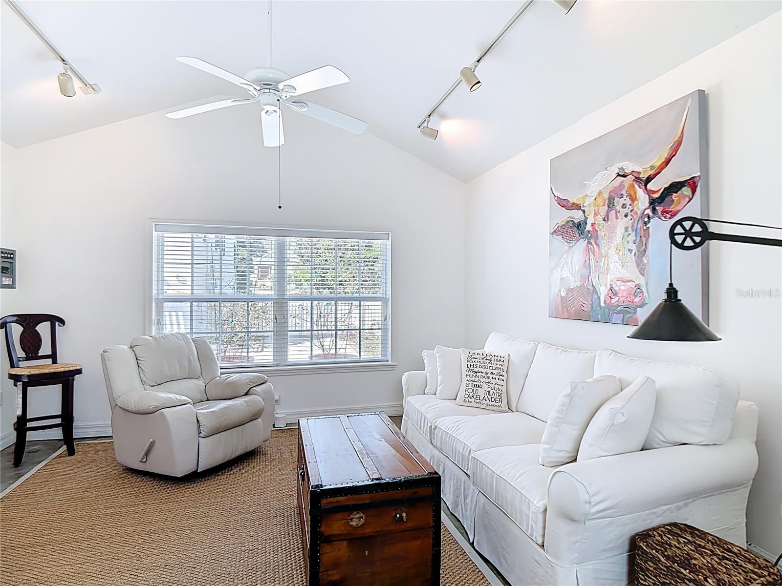 Image 31 of 40 For 2320 Fairmount Avenue