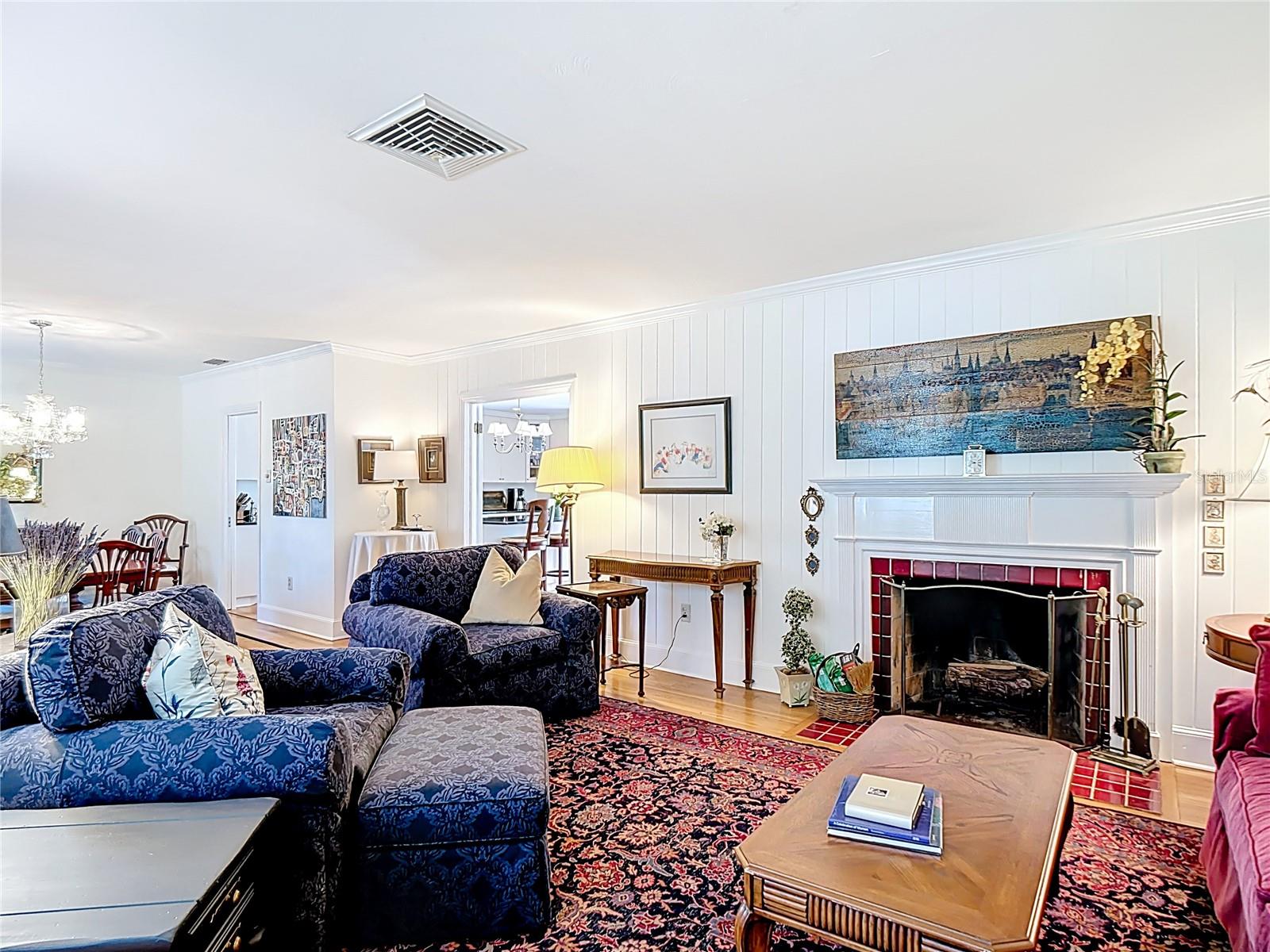 Image 5 of 40 For 2320 Fairmount Avenue