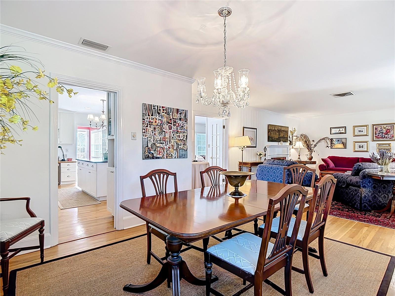 Image 9 of 40 For 2320 Fairmount Avenue