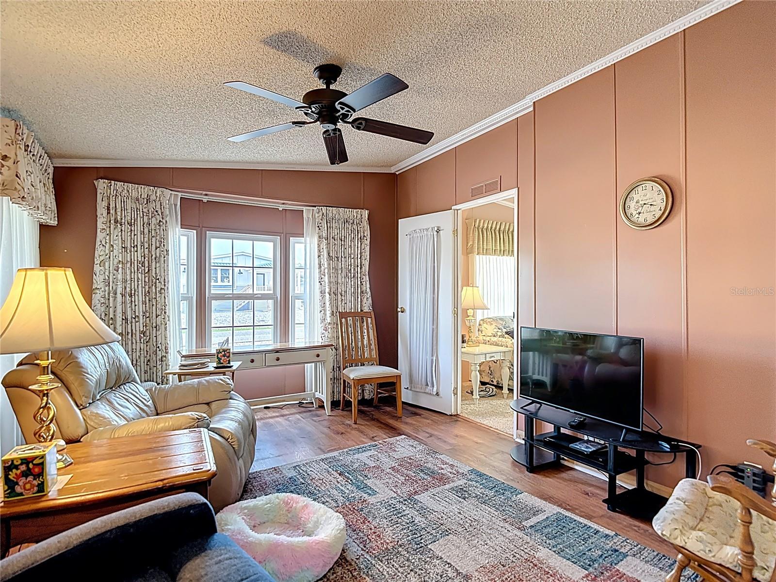 Image 23 of 57 For 9253 Scepter Avenue