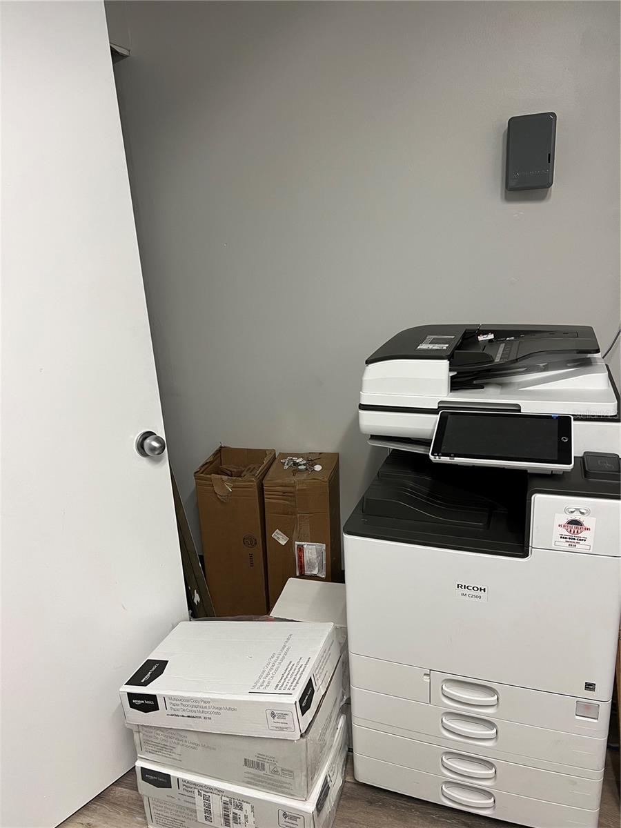 Listing photo id 11 for 315 Howell Avenue