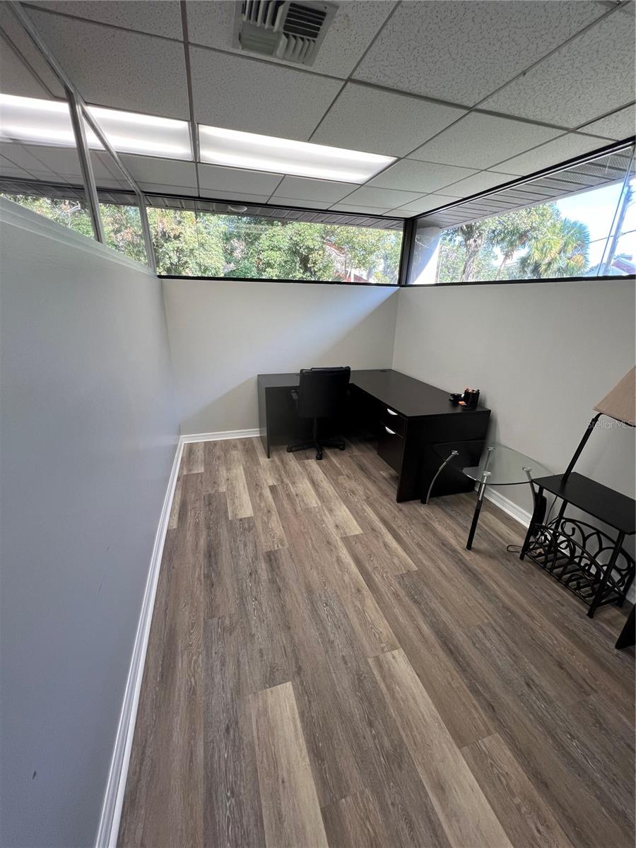 Listing photo id 4 for 315 Howell Avenue