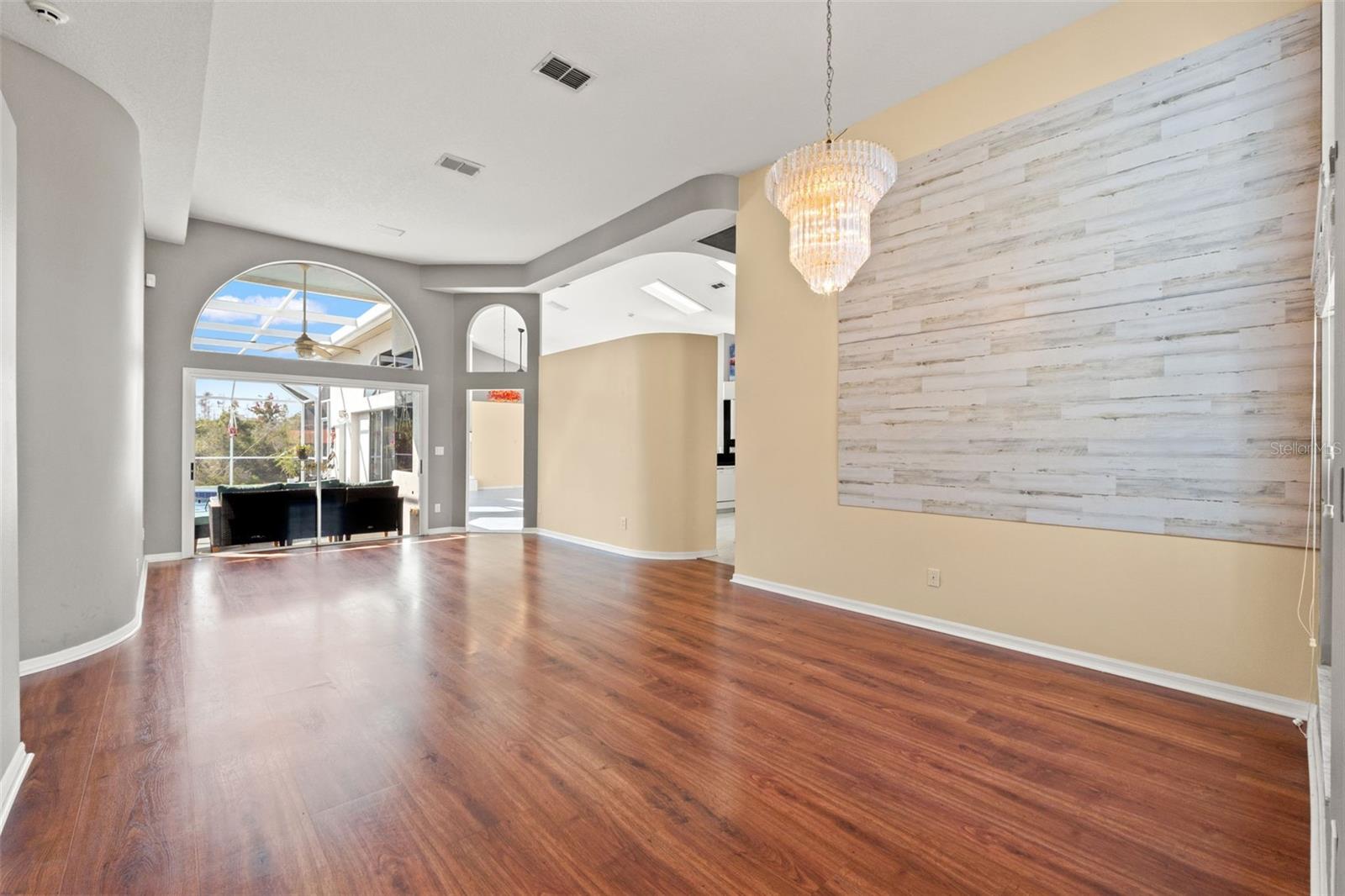 Image 10 of 67 For 18118 Sweet Jasmine Drive