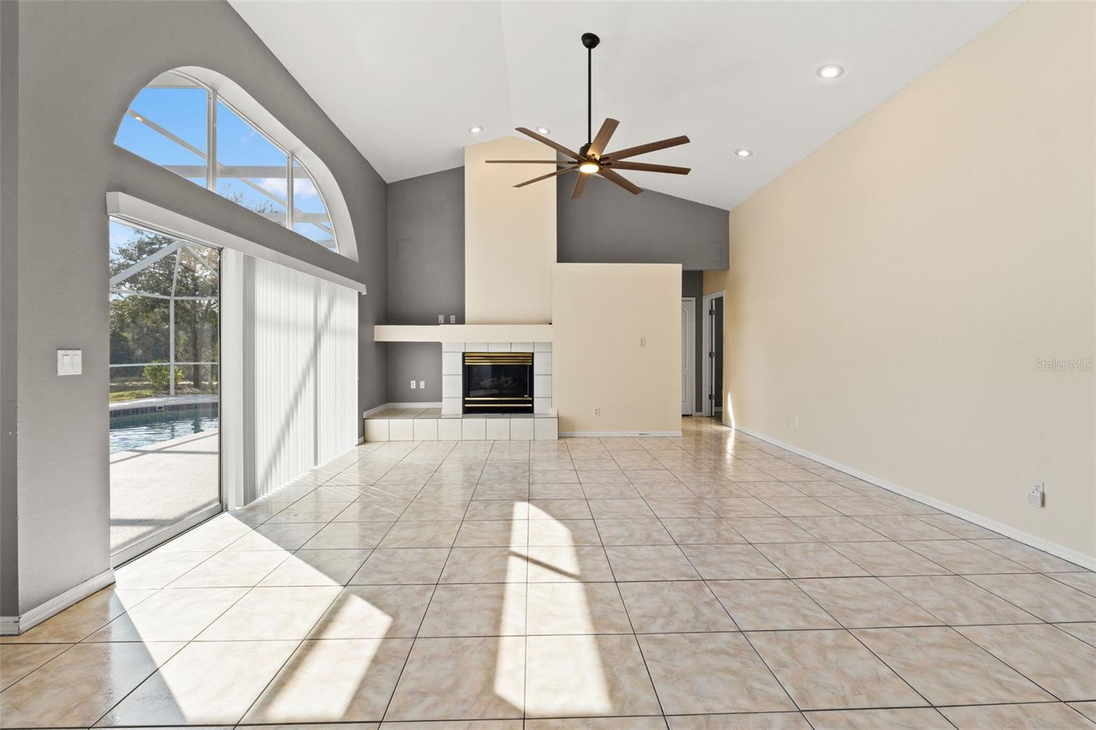 Image 24 of 67 For 18118 Sweet Jasmine Drive