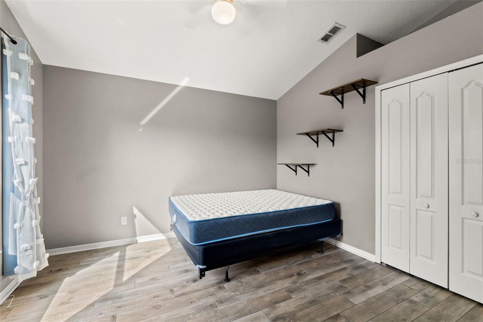 Image 35 of 67 For 18118 Sweet Jasmine Drive