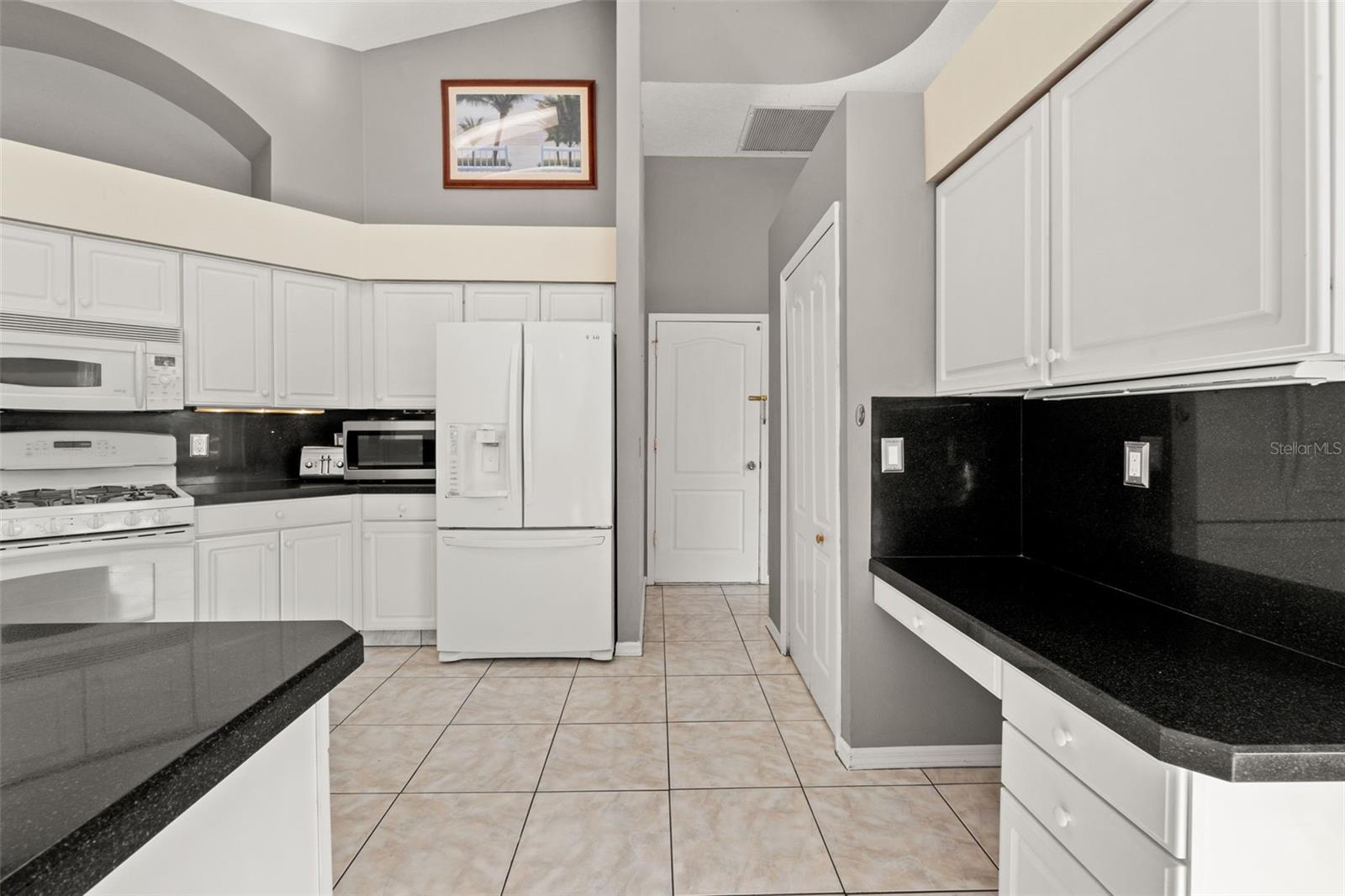 Image 41 of 67 For 18118 Sweet Jasmine Drive