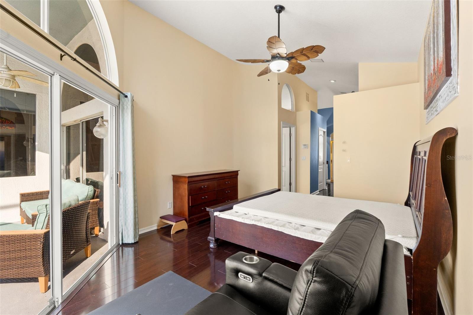 Image 44 of 67 For 18118 Sweet Jasmine Drive