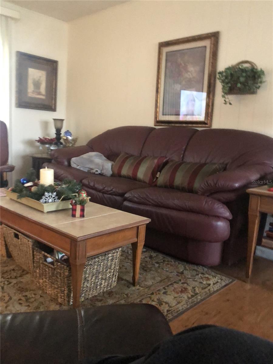 Image 2 of 4 For 51 Delaware Court 9