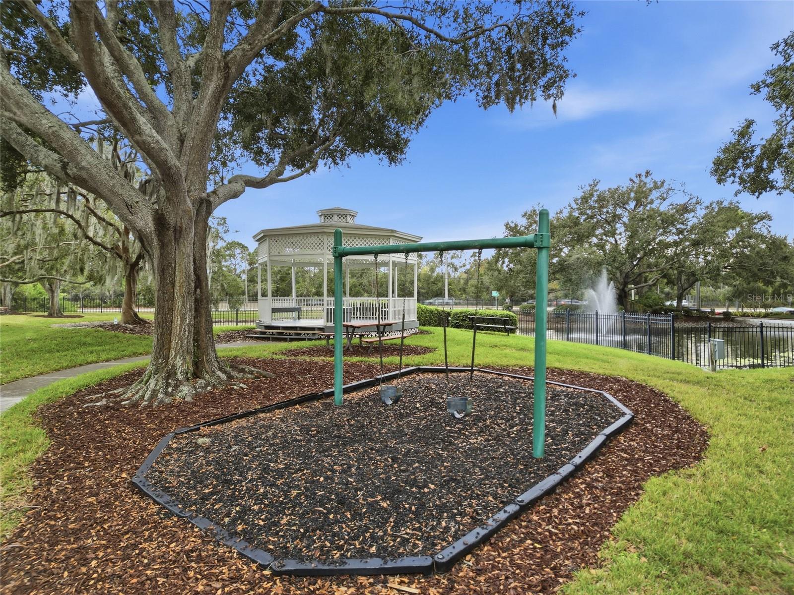 Image 37 of 45 For 9823 Sunnyoak Drive