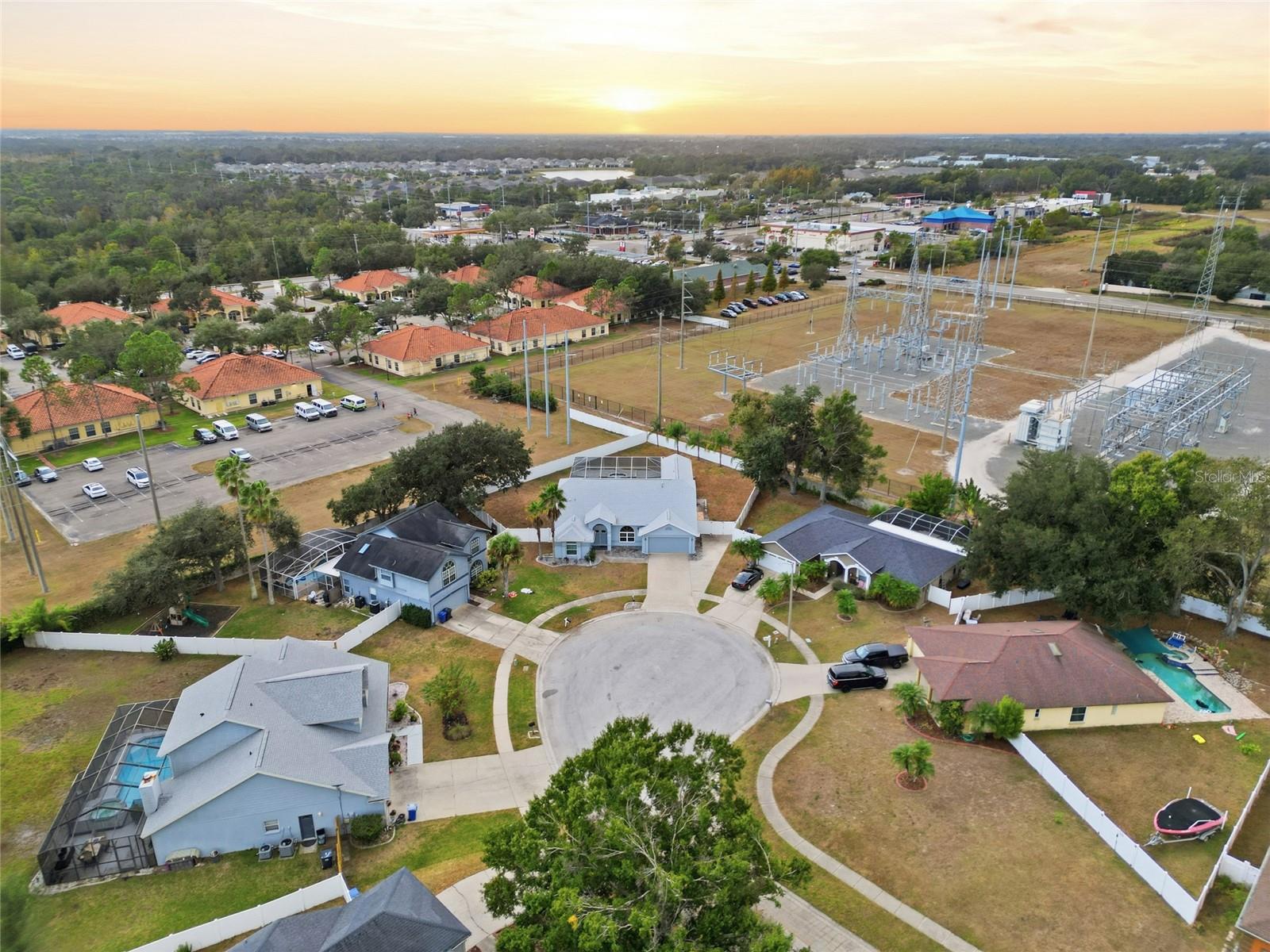 Image 42 of 45 For 9823 Sunnyoak Drive