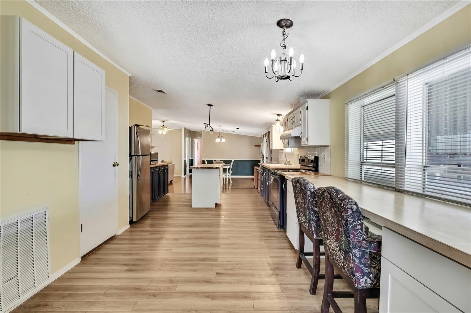 Image 15 of 39 For 2400 Lemur Drive