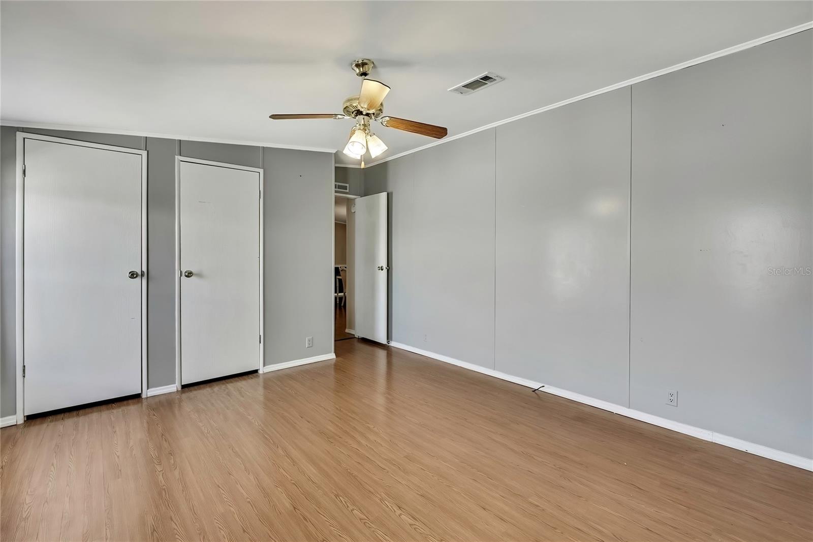 Image 21 of 39 For 2400 Lemur Drive