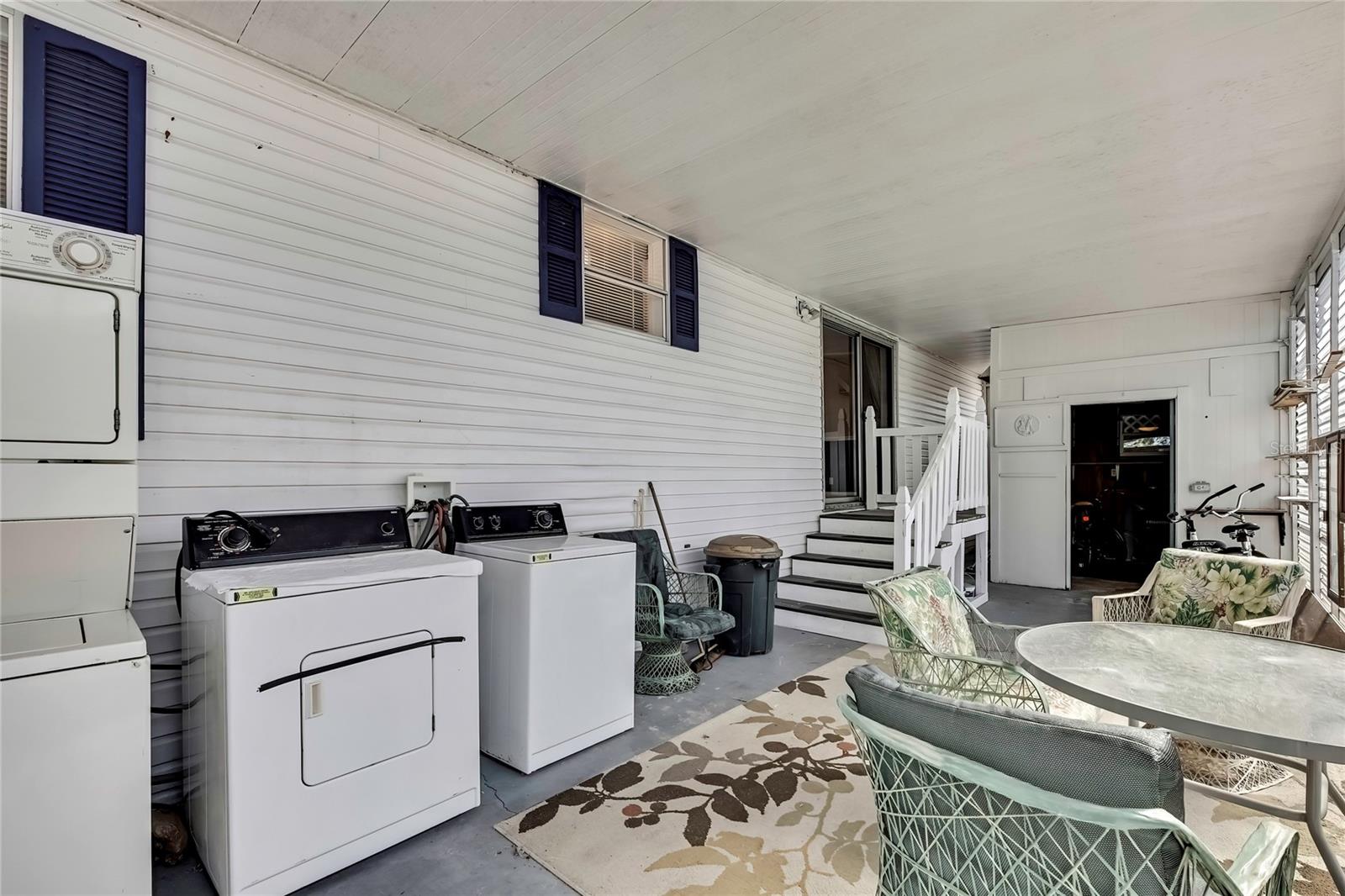 Image 36 of 39 For 2400 Lemur Drive