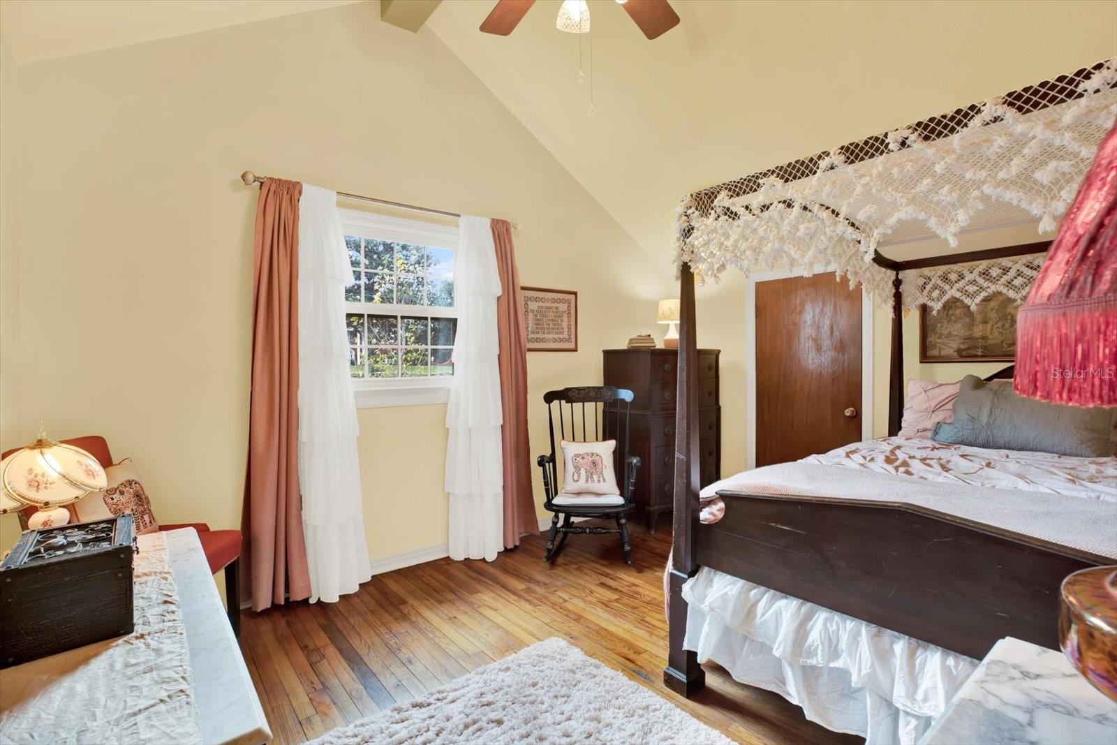 Image 34 of 49 For 130 North Avenue W