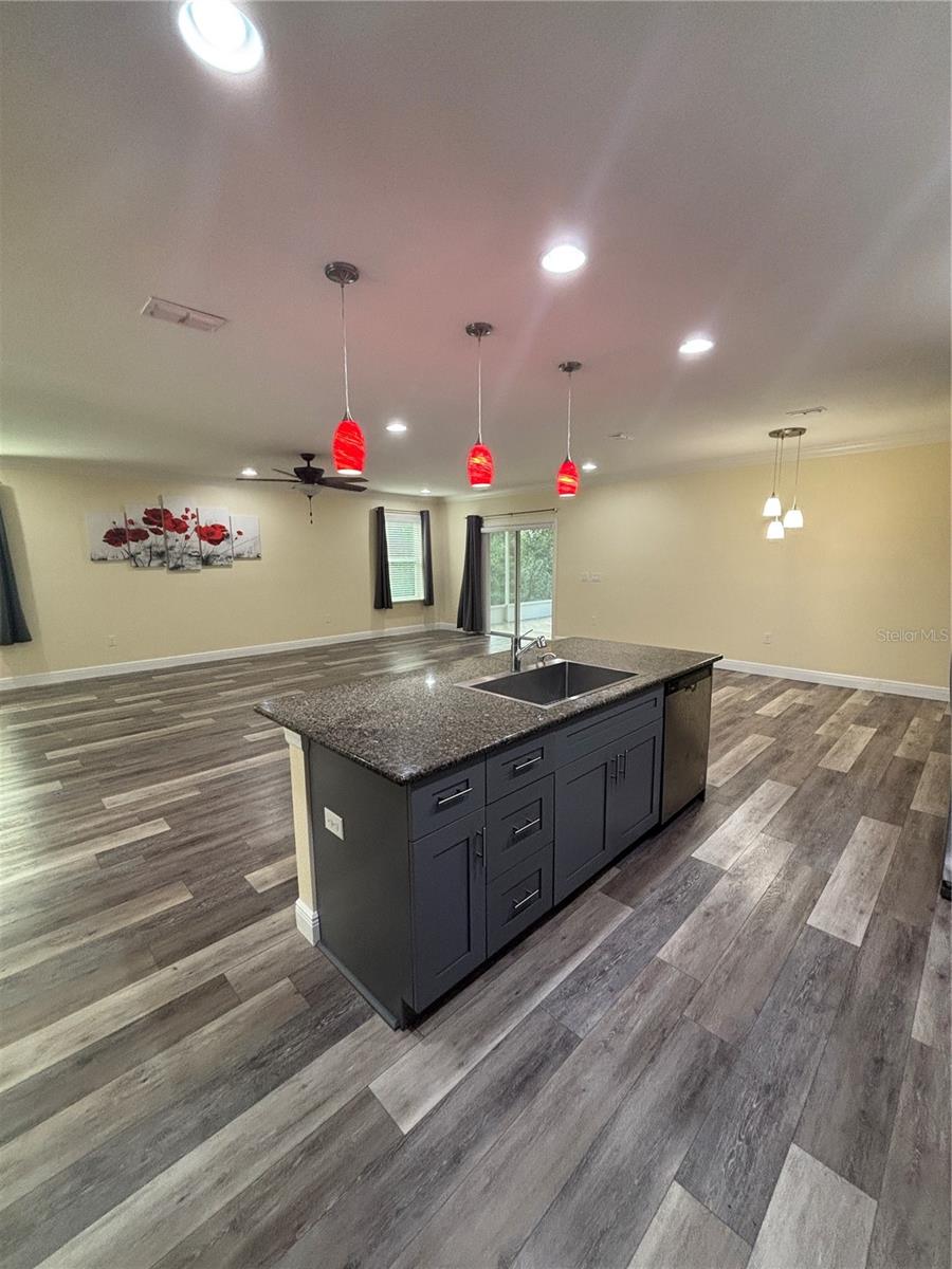 Image 14 of 62 For 1159 Macfarlane Avenue