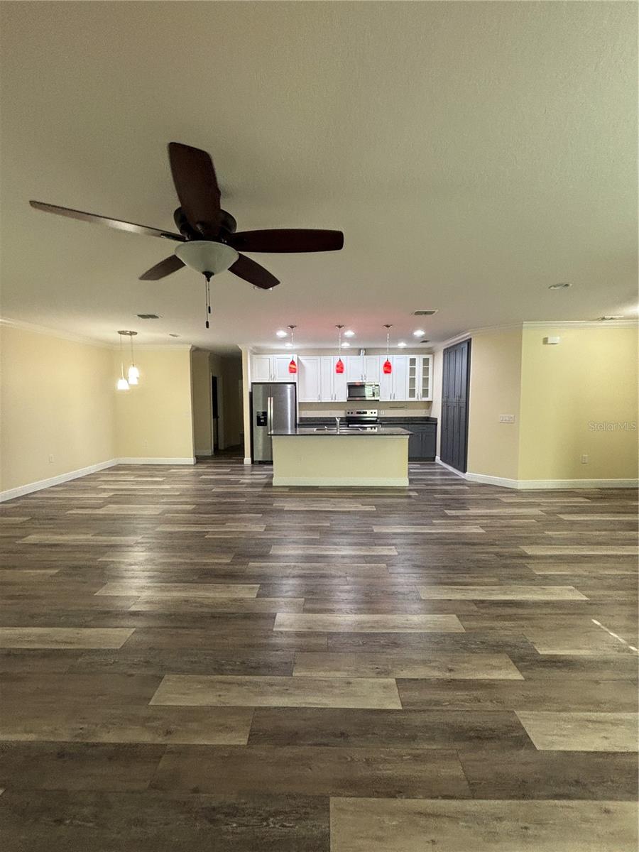 Image 19 of 62 For 1159 Macfarlane Avenue