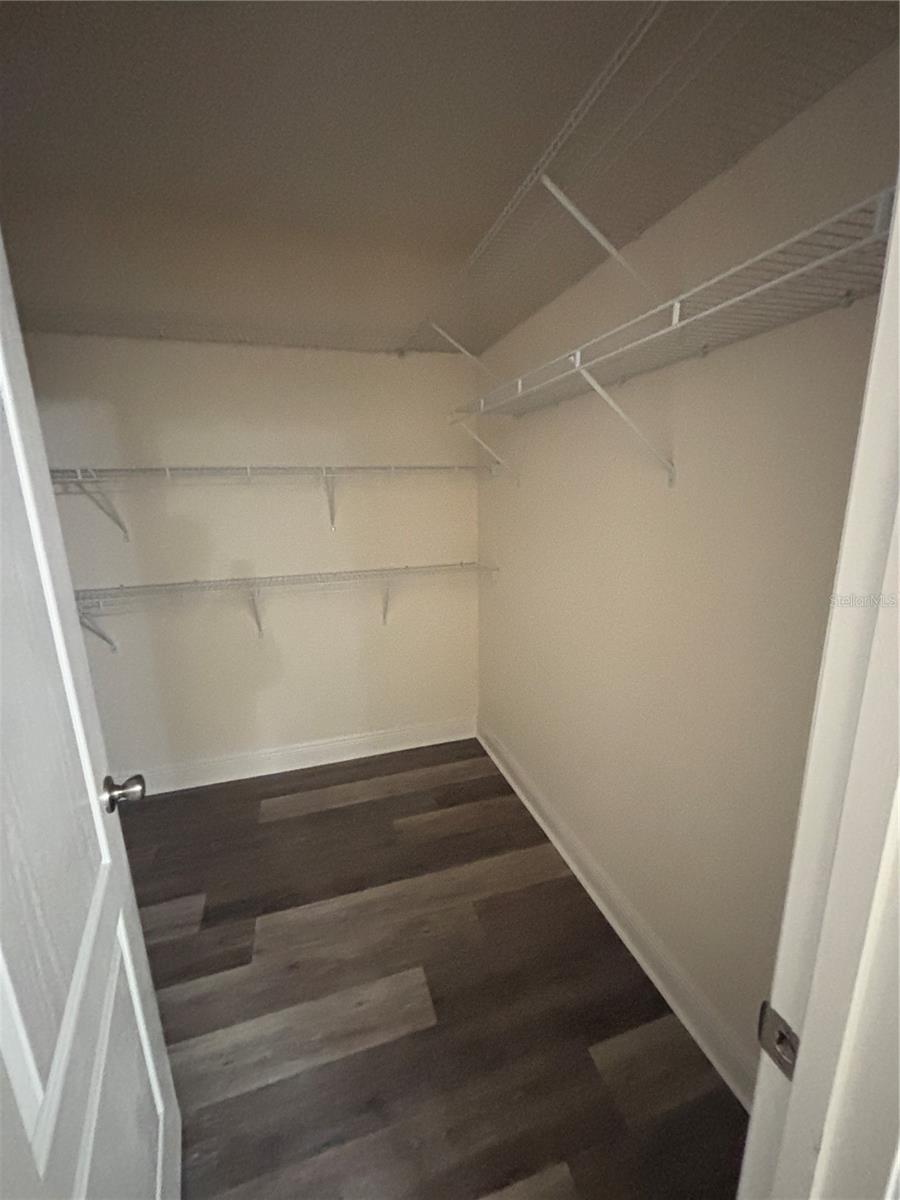 Image 30 of 62 For 1159 Macfarlane Avenue