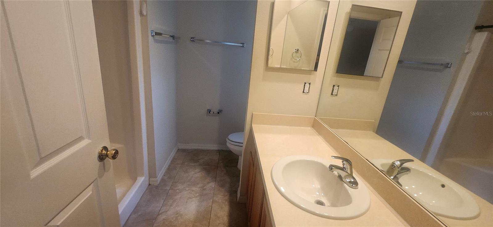 Image 15 of 28 For 7411 Canterbury Street