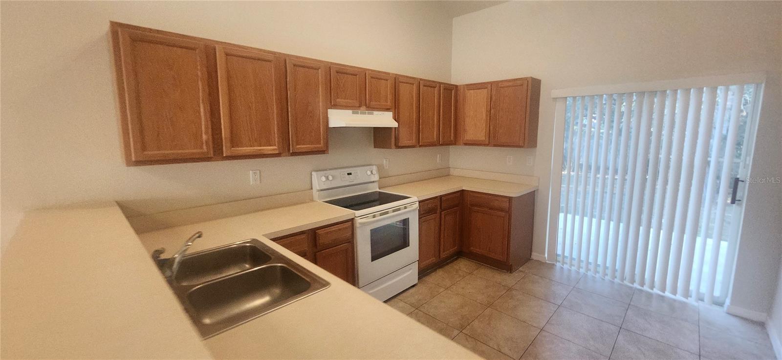 Image 5 of 28 For 7411 Canterbury Street