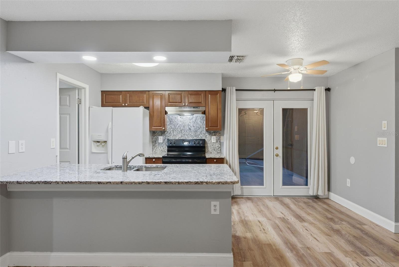 Image 10 of 28 For 6211 Lorraine Lane