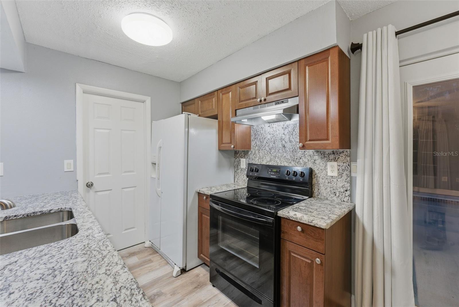 Image 13 of 28 For 6211 Lorraine Lane