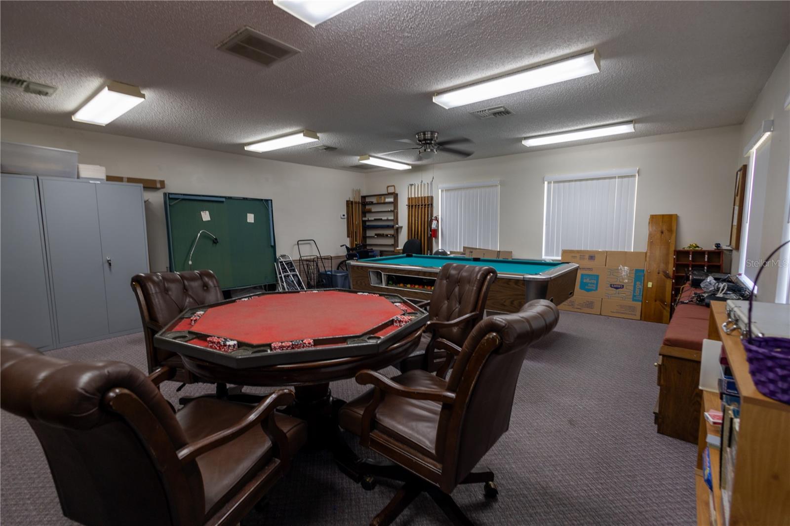 Image 19 of 26 For Forest Glenn Drive