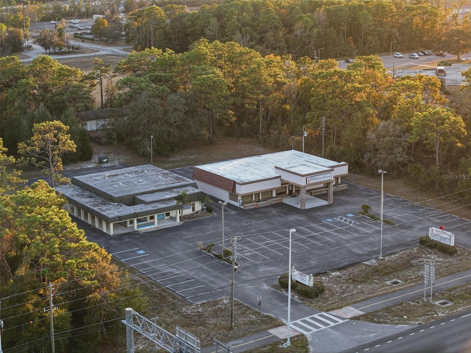 Image 18 of 72 For 15010 Cortez Boulevard