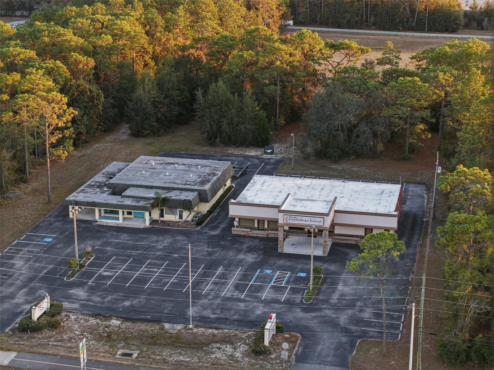 Image 21 of 72 For 15010 Cortez Boulevard