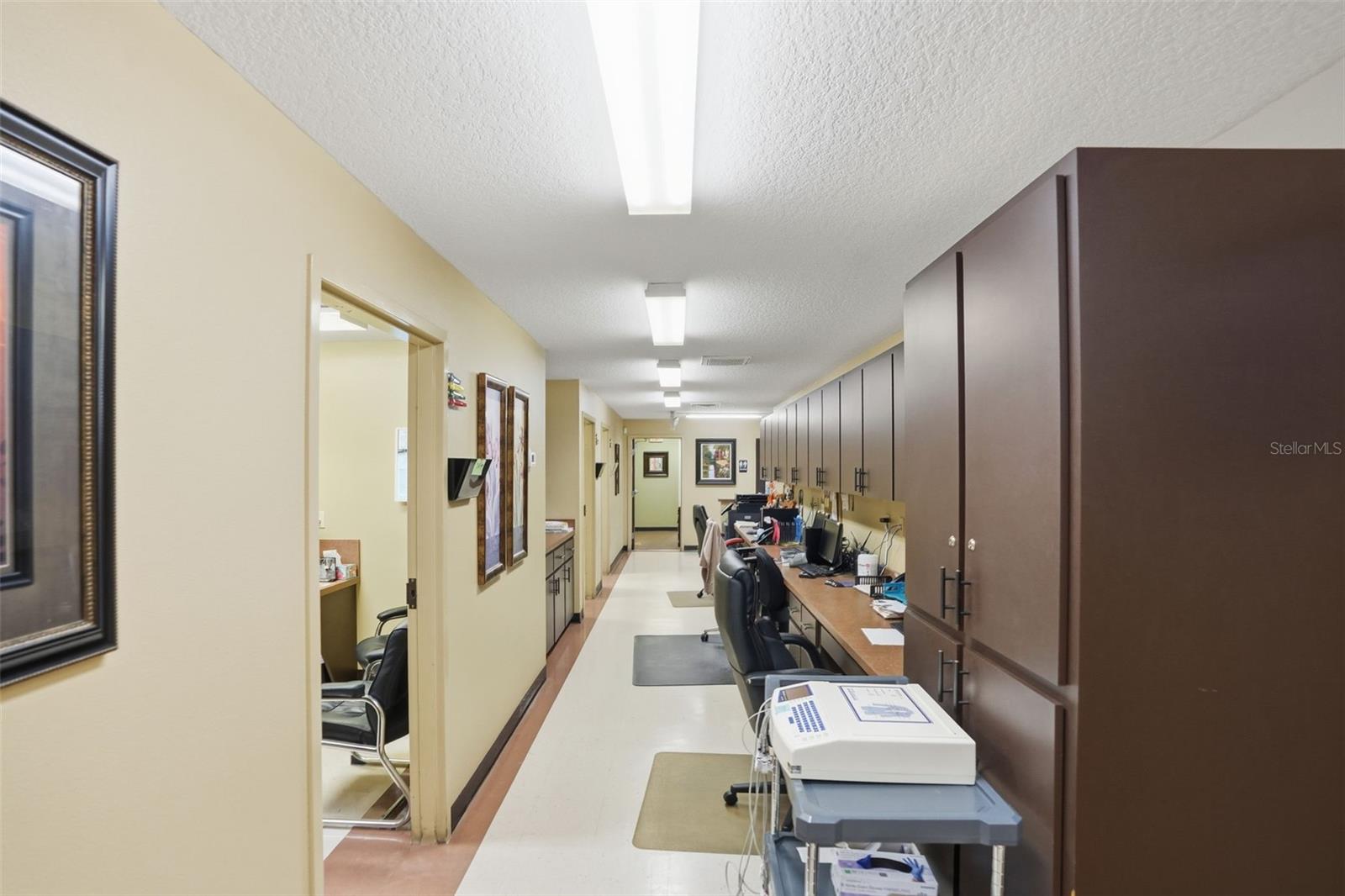 Image 44 of 72 For 15010 Cortez Boulevard