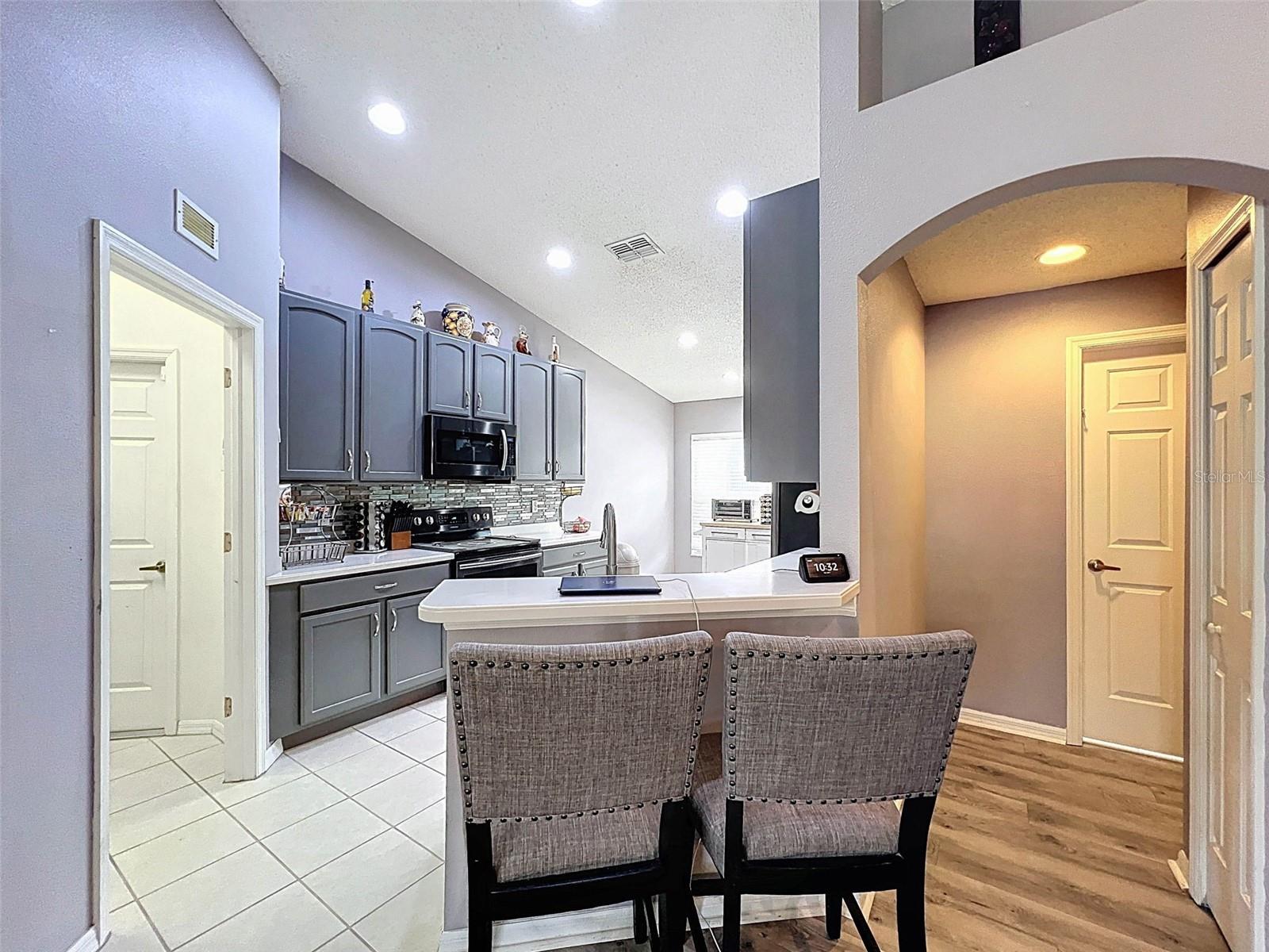 Image 12 of 61 For 189 Center Oak Circle