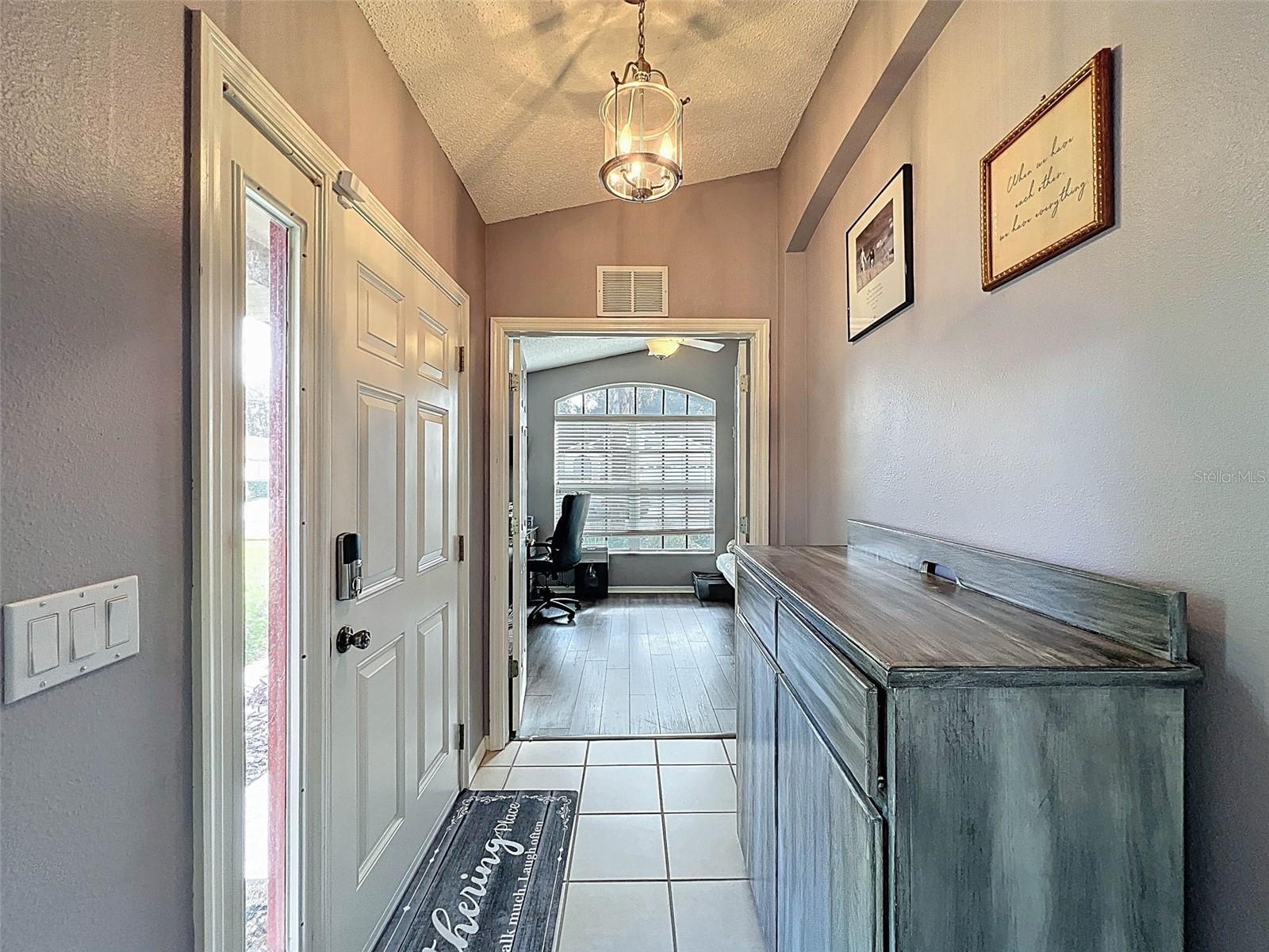 Image 39 of 61 For 189 Center Oak Circle