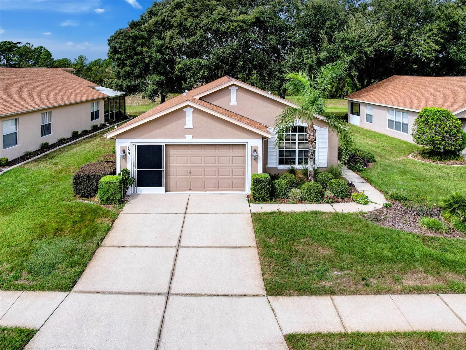 Image 52 of 61 For 189 Center Oak Circle