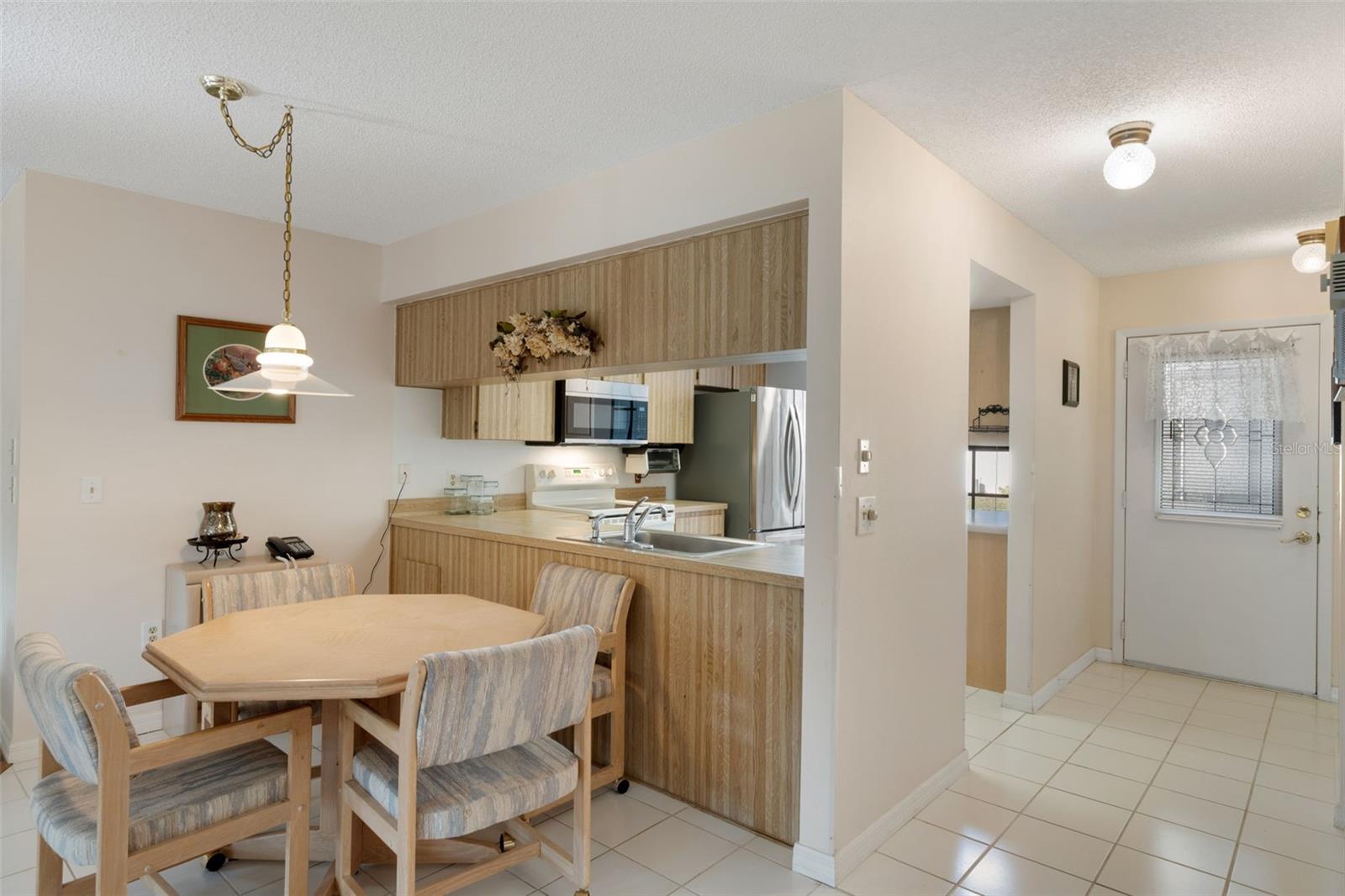 Image 11 of 79 For 6606 Brambleleaf Drive