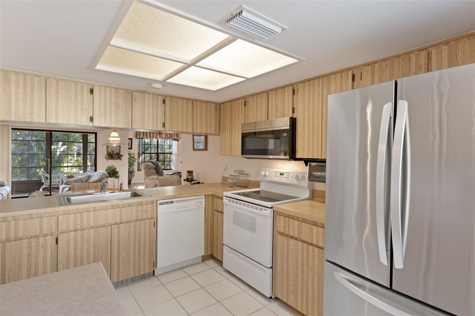 Image 14 of 79 For 6606 Brambleleaf Drive