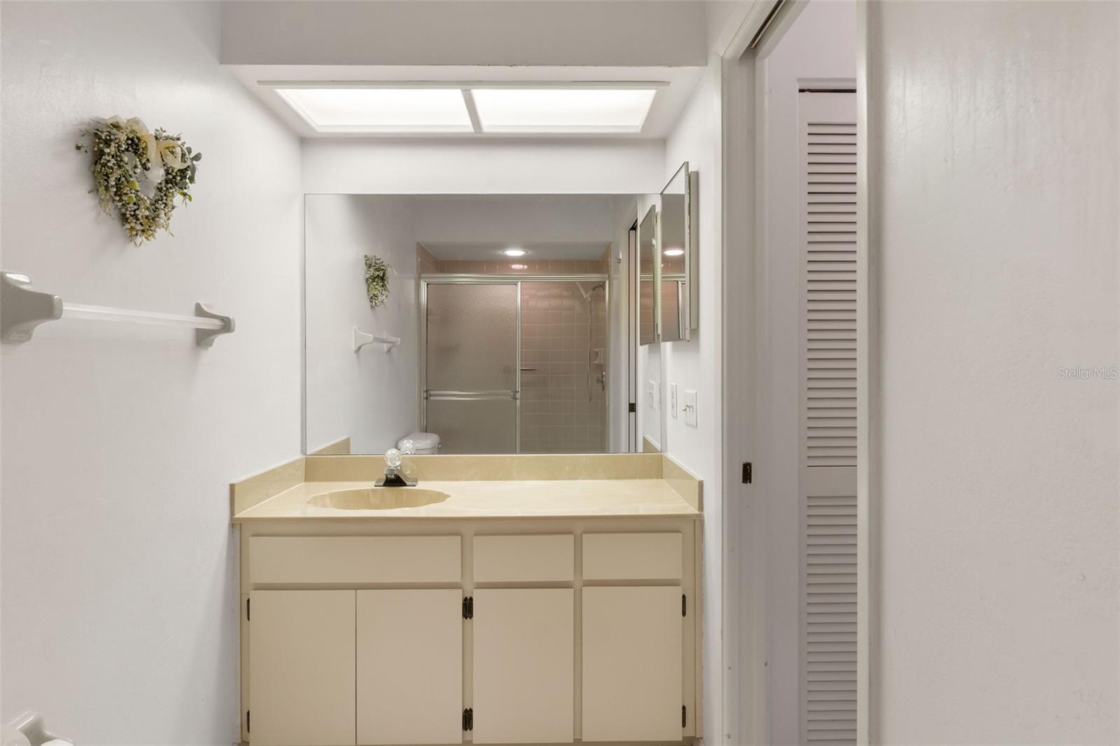 Image 27 of 79 For 6606 Brambleleaf Drive