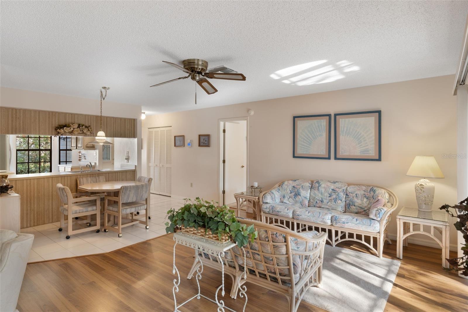 Image 6 of 79 For 6606 Brambleleaf Drive