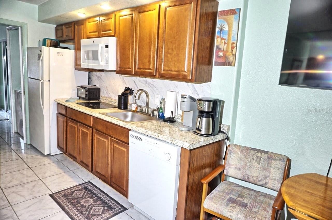 Image 10 of 34 For 20921 Haulover Cove F5