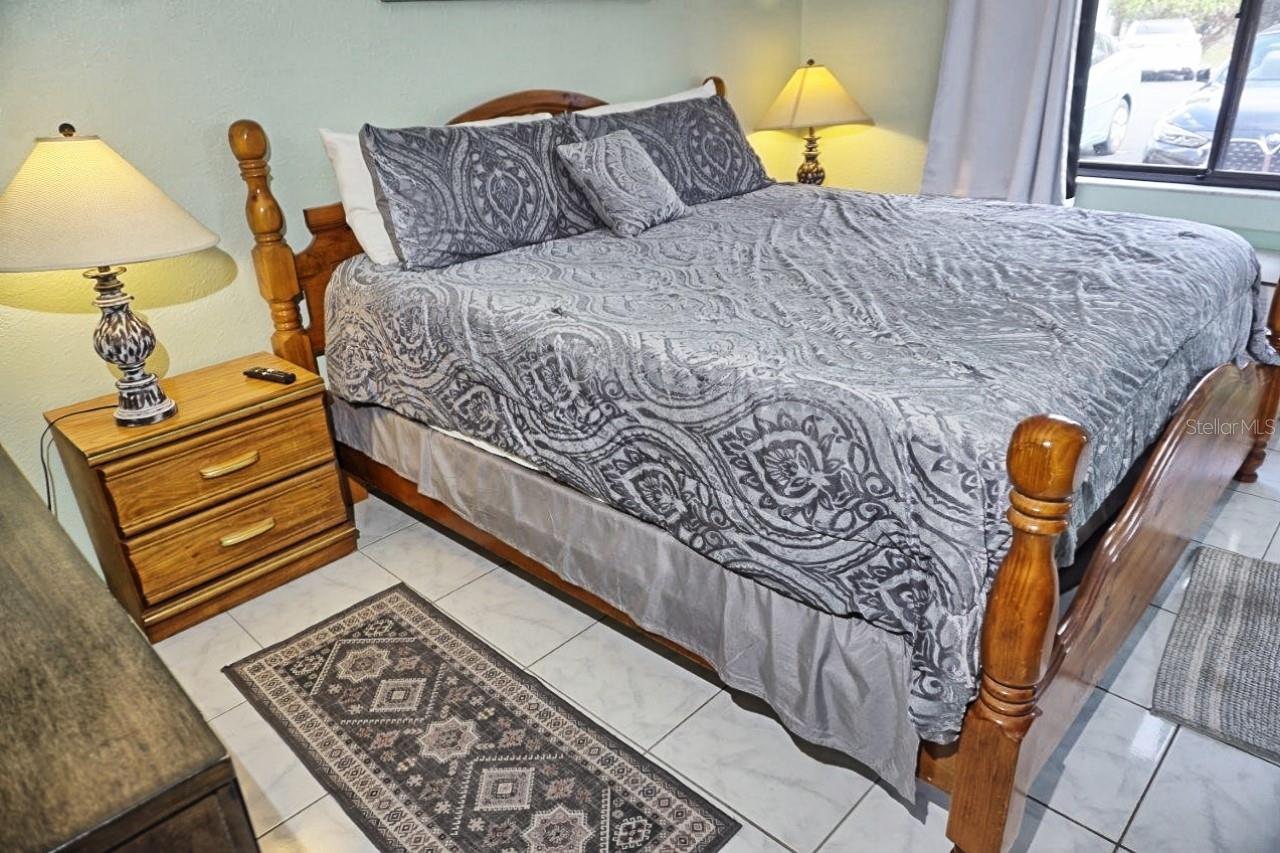 Image 14 of 34 For 20921 Haulover Cove F5