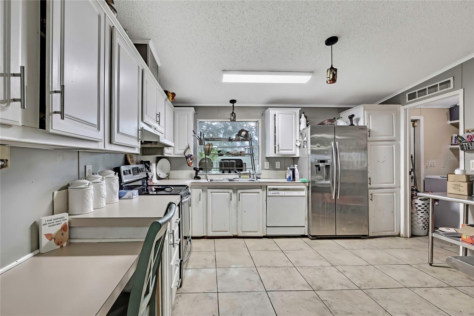 Image 11 of 37 For 28470 Soaring Hawk Lane