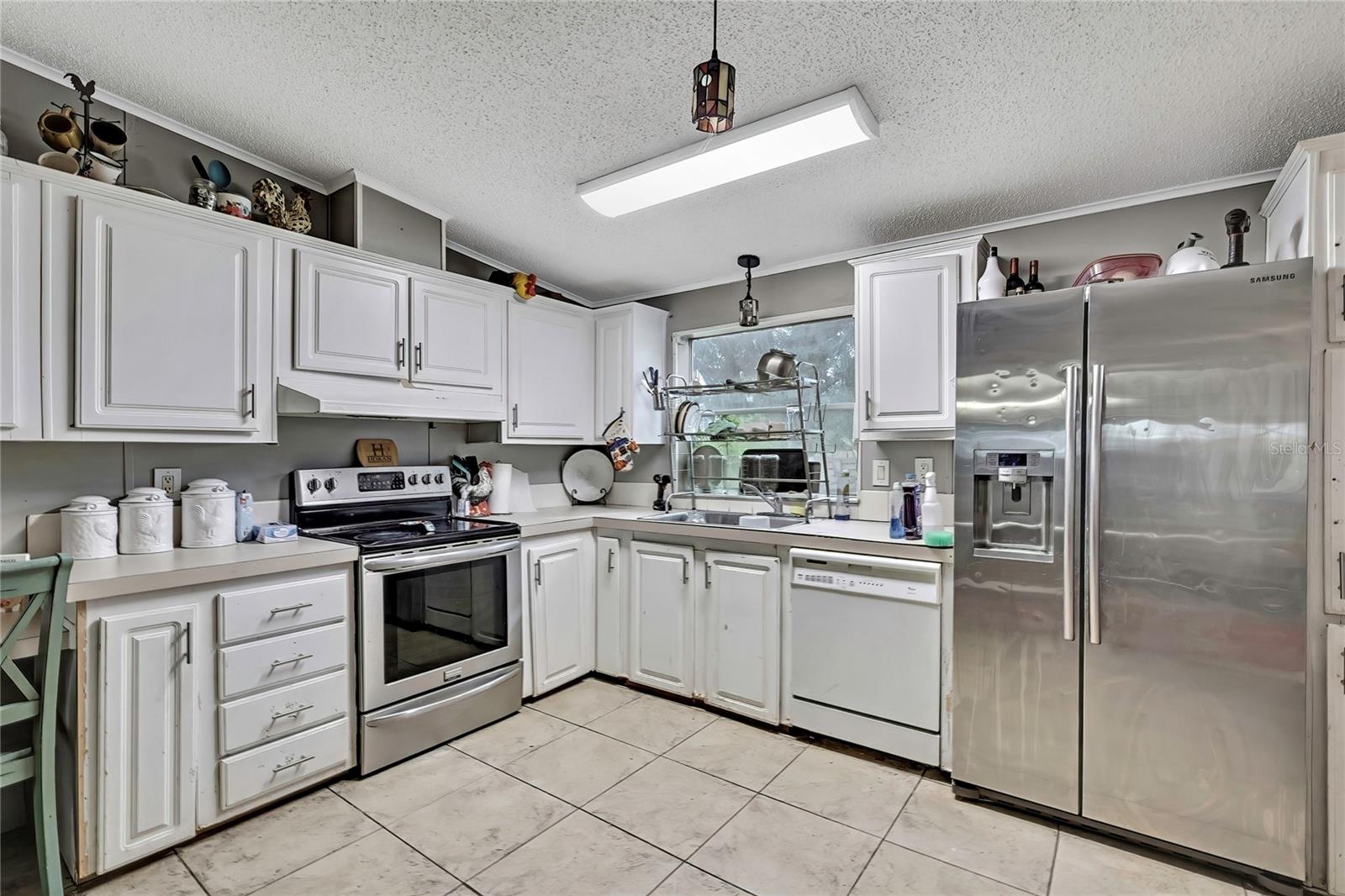 Image 12 of 37 For 28470 Soaring Hawk Lane