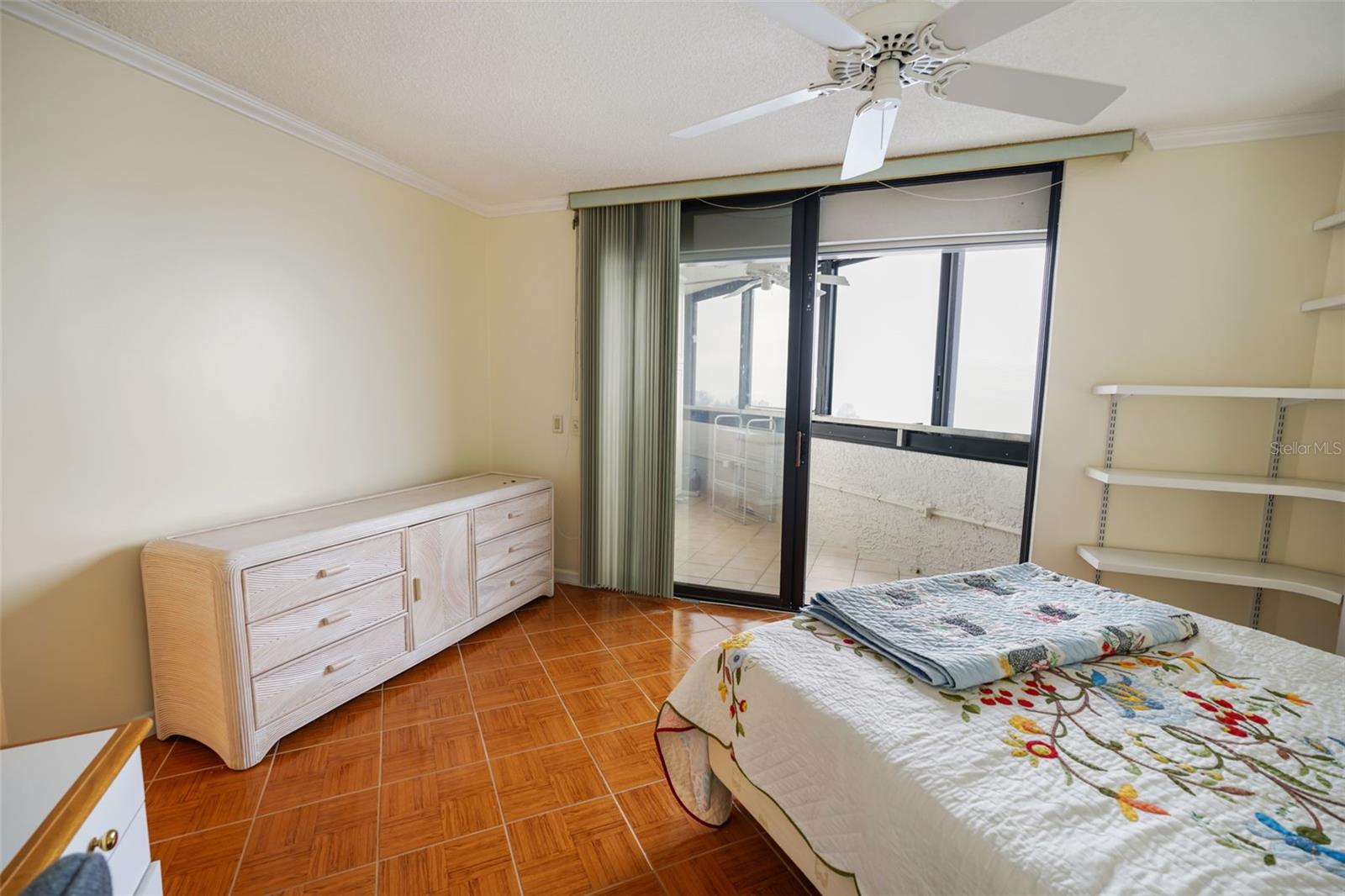 Image 23 of 61 For 6035 Sea Ranch Drive 800