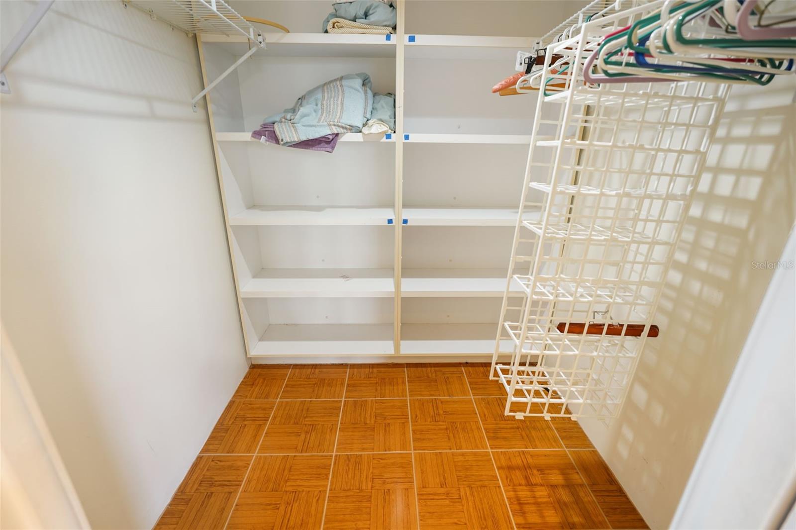 Image 28 of 61 For 6035 Sea Ranch Drive 800