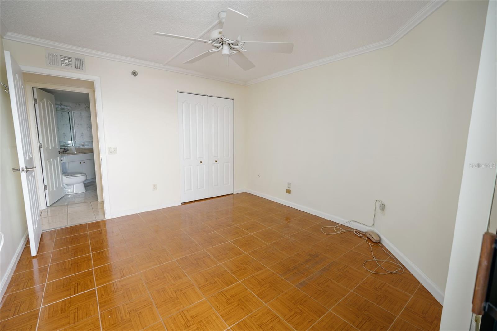 Image 34 of 61 For 6035 Sea Ranch Drive 800