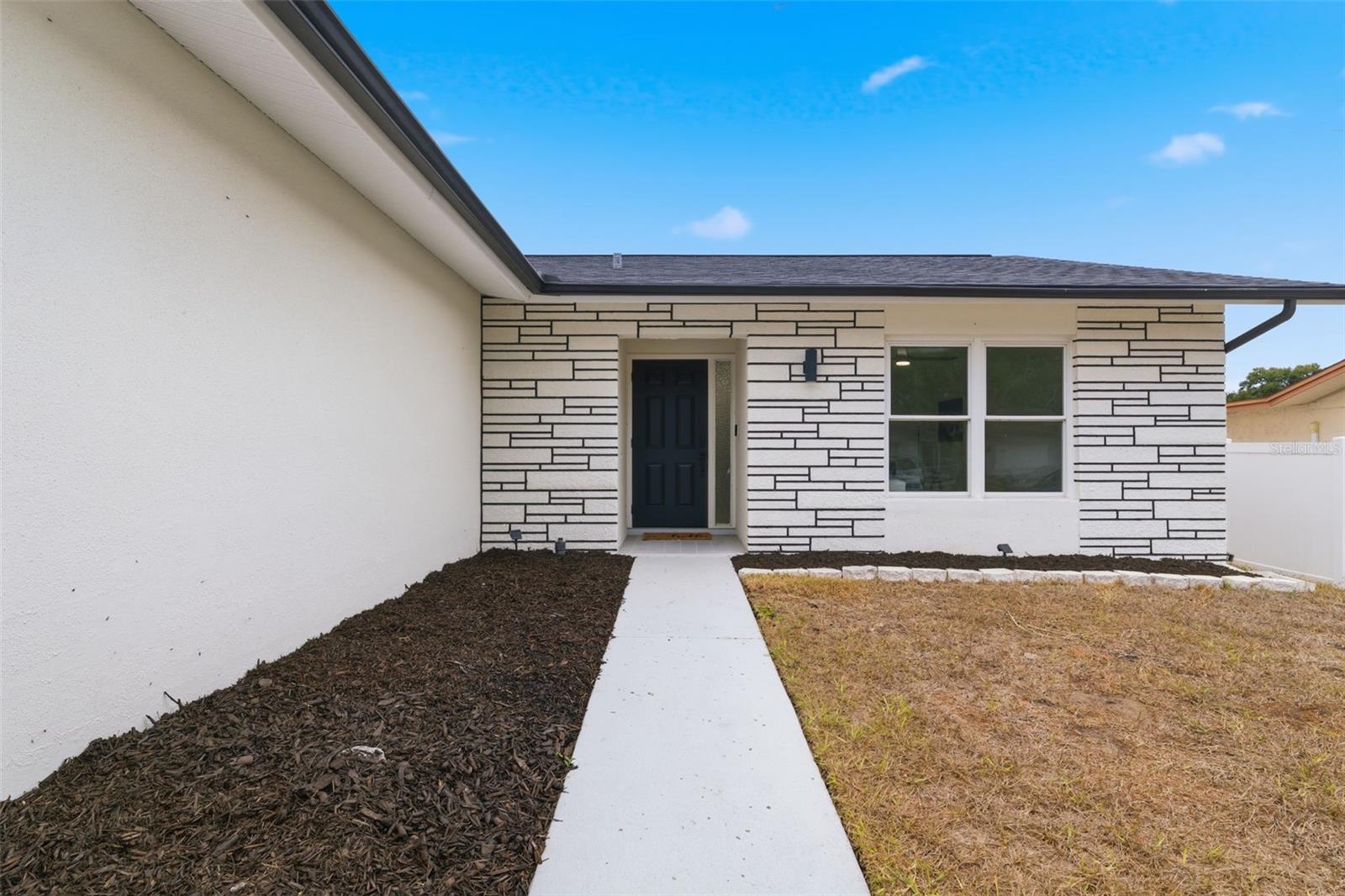 Image 2 of 22 For 8025 San Fernando Drive