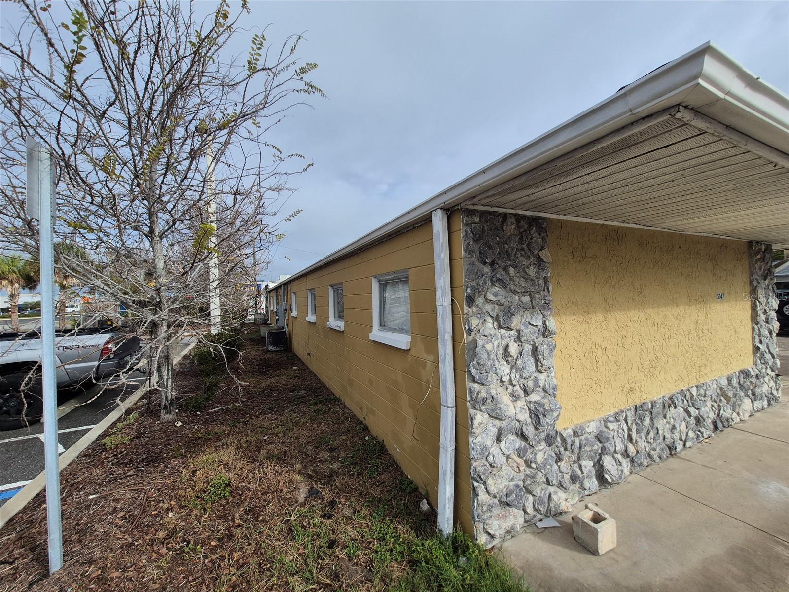 Image 13 of 16 For 5147 Marine Parkway