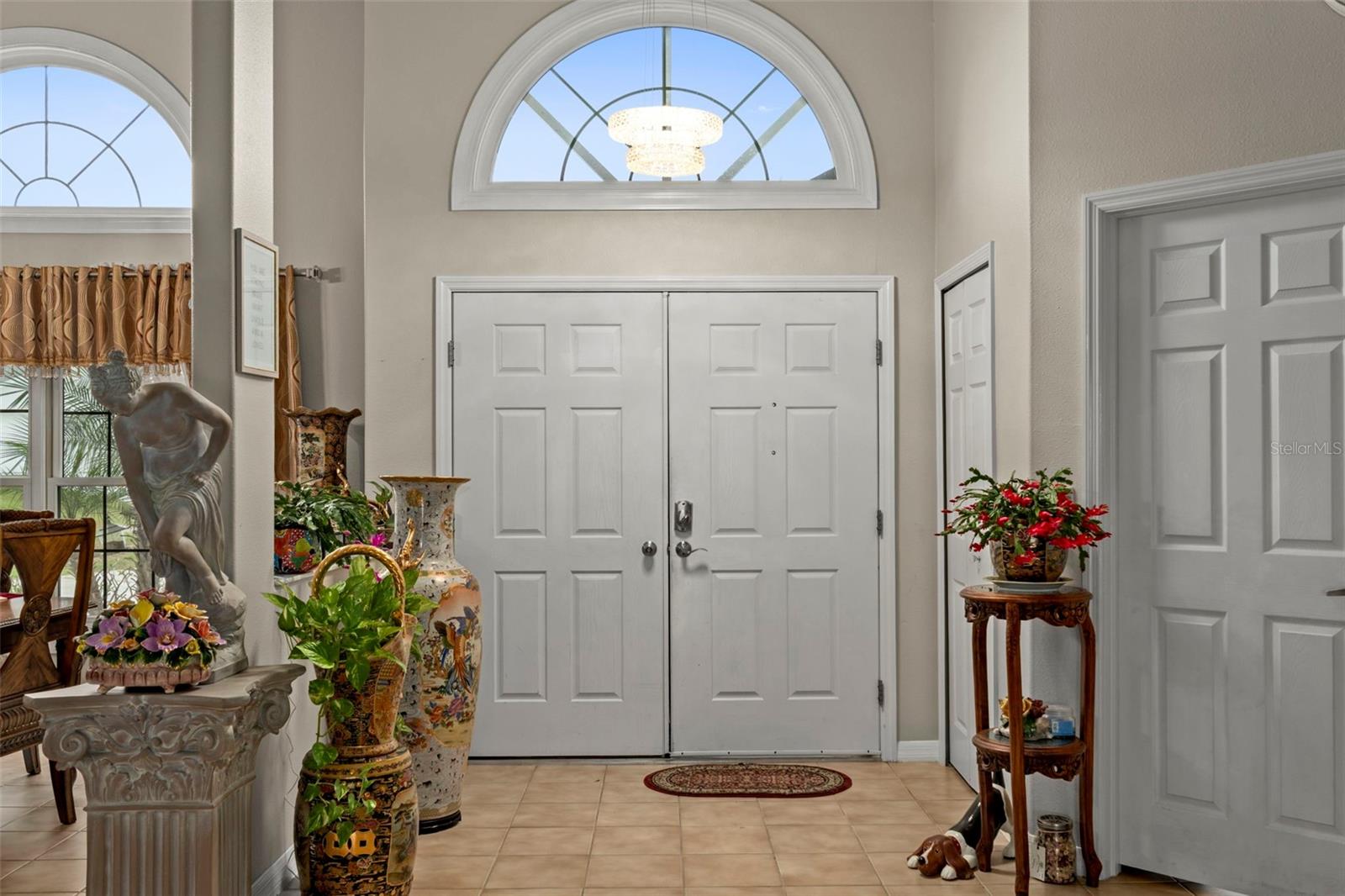 Image 10 of 34 For 129 Skyflower Point