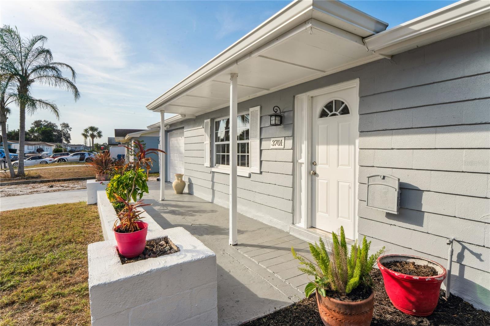 Listing photo id 50 for 3701 Devonshire Drive