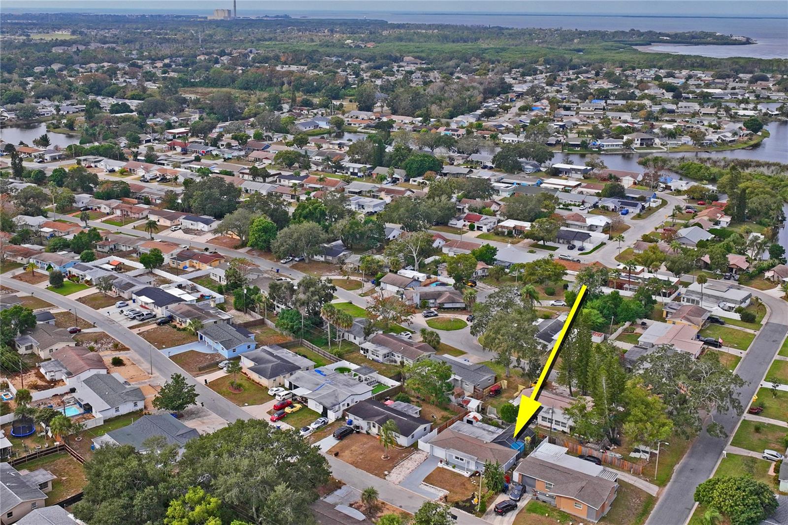 Listing photo id 54 for 3701 Devonshire Drive