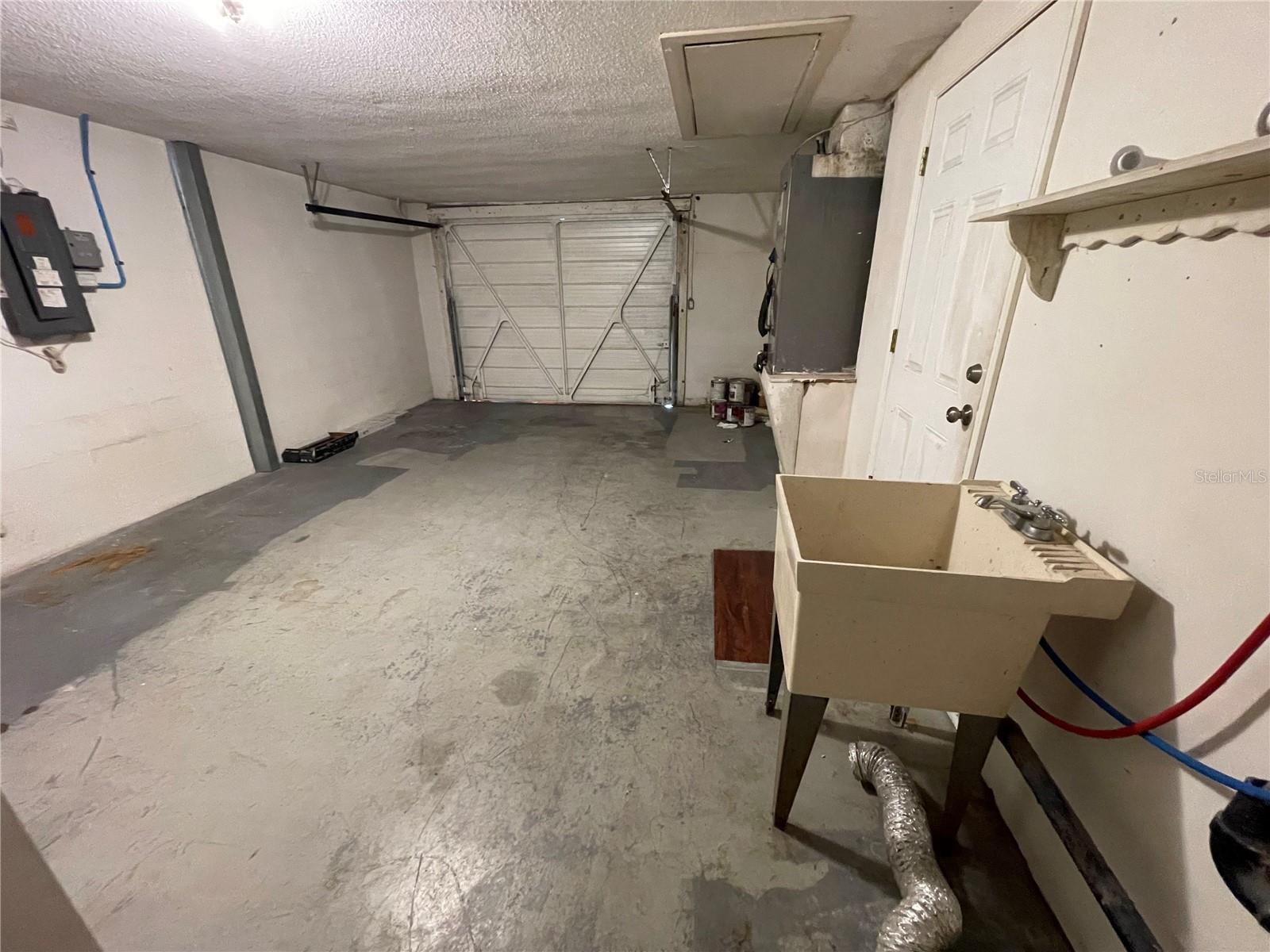 Image 37 of 43 For 7935 Yucca Drive